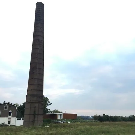 Mooij